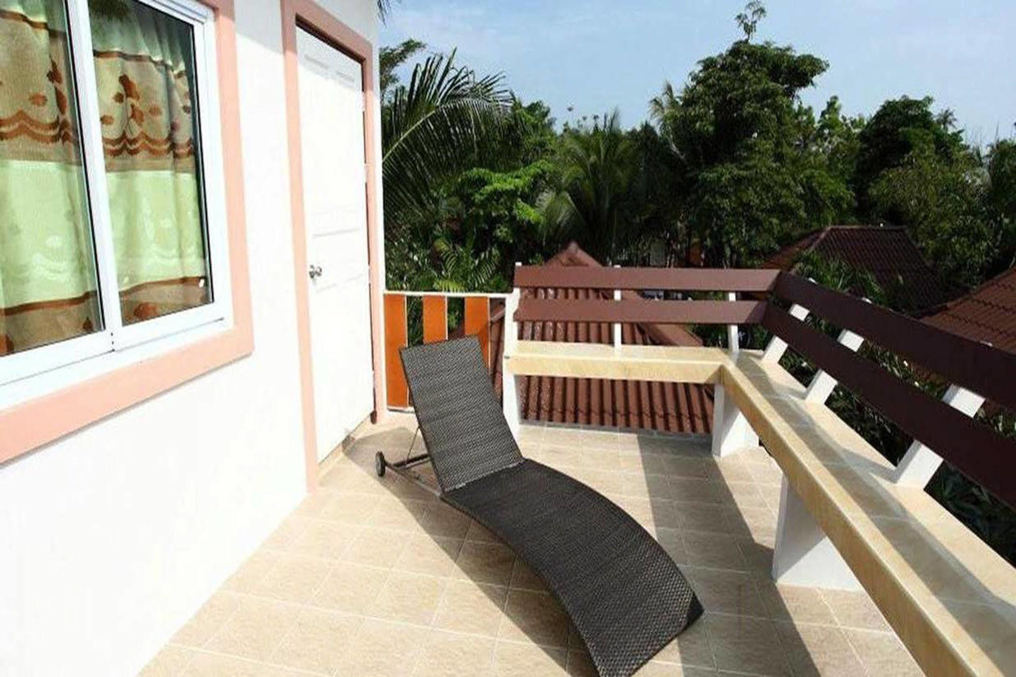 Just Chilling Home Ban Phang Phrao Exterior foto